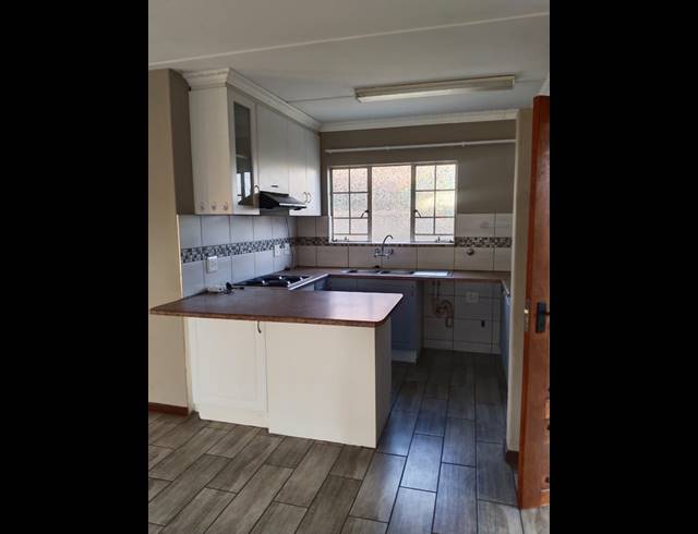 3 bed property to rent in TERENURE